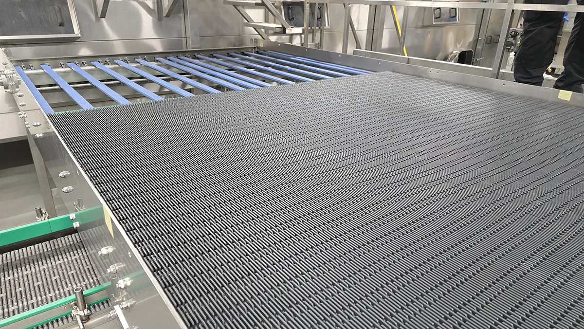 Conveyor system on site